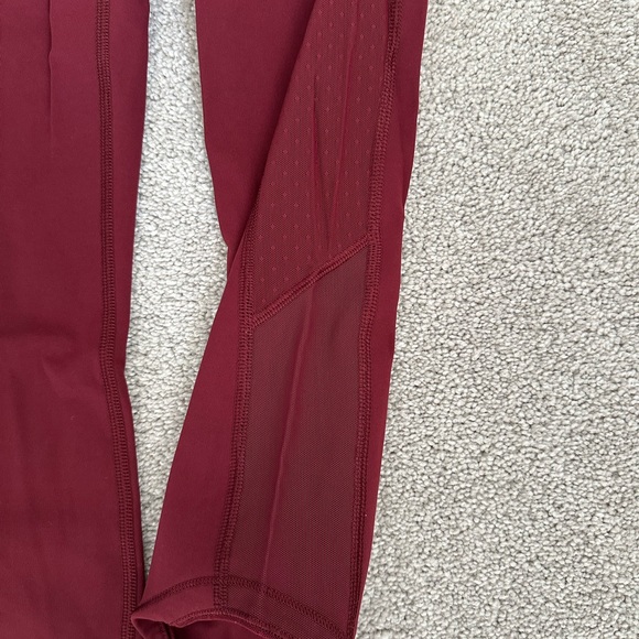 Lululemon Body Con Crop Deep Rouge 4 - Picture 5 of 8